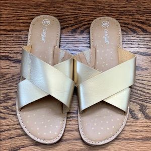 Gold sandal slides Cat & Jack 4/5